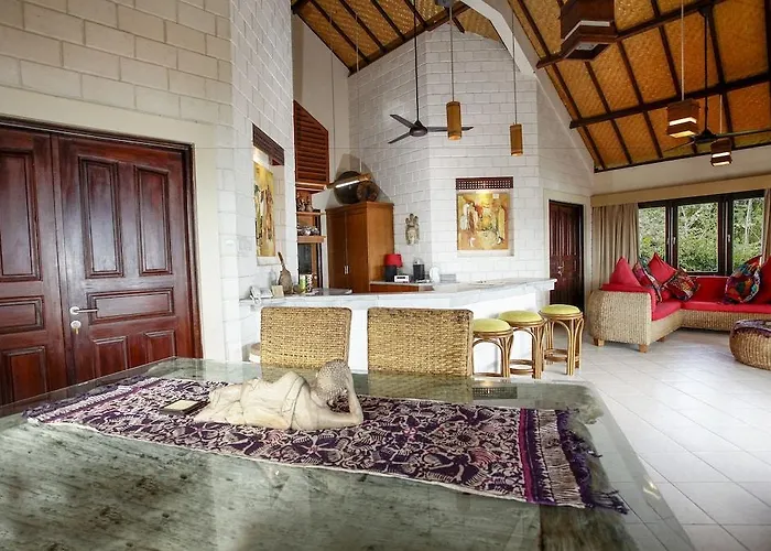 Villa Island