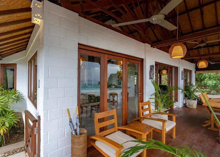 Island * Nusa Lembongan